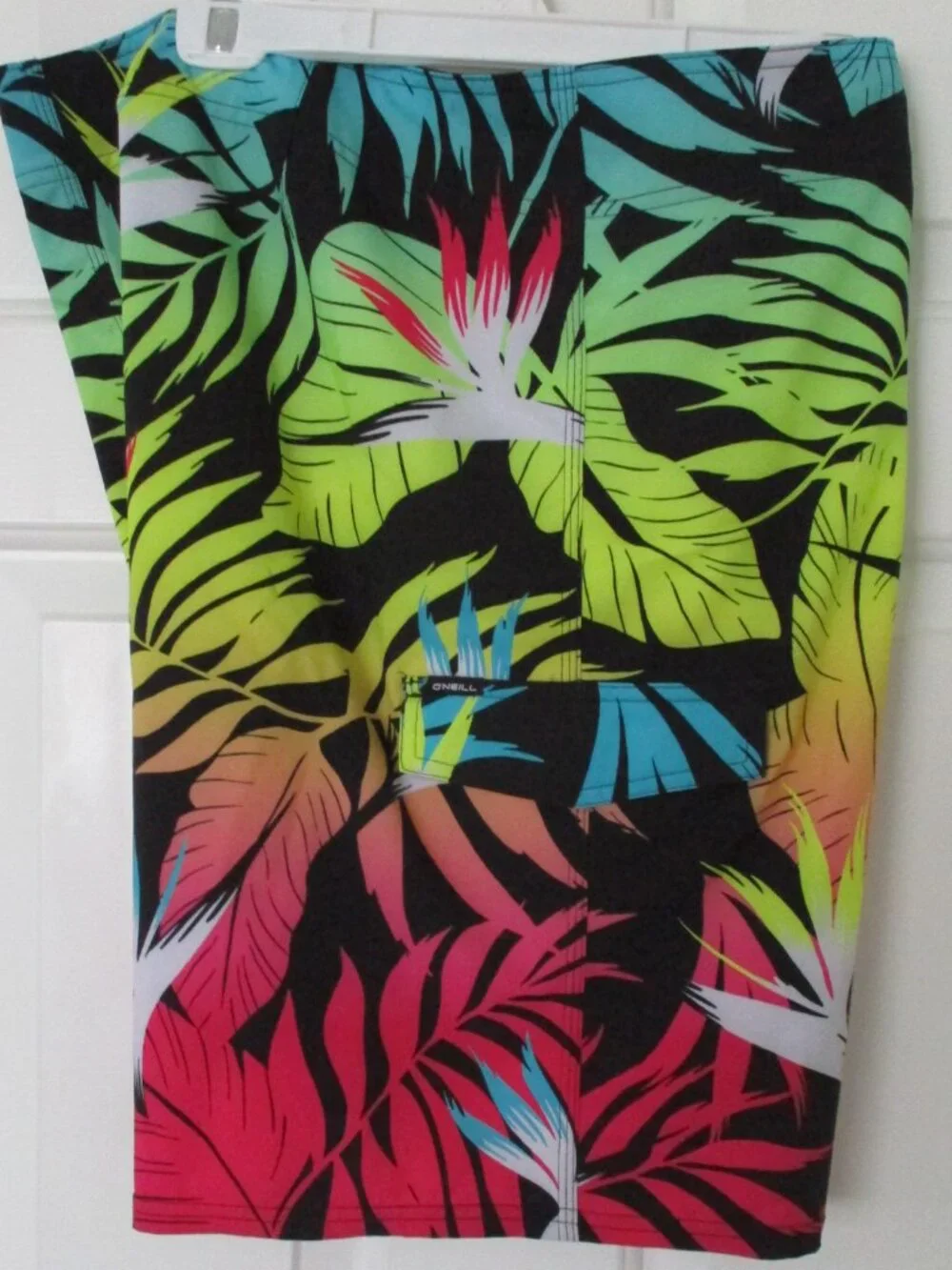 O'Neill Mens Multicolor Floral Stretch Swim Board Short w/Cargo NWOT - Size 40W